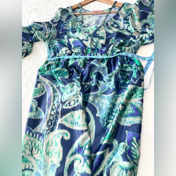 Maternal America Boho Satin Maternity Dress - Picture 3 of 11